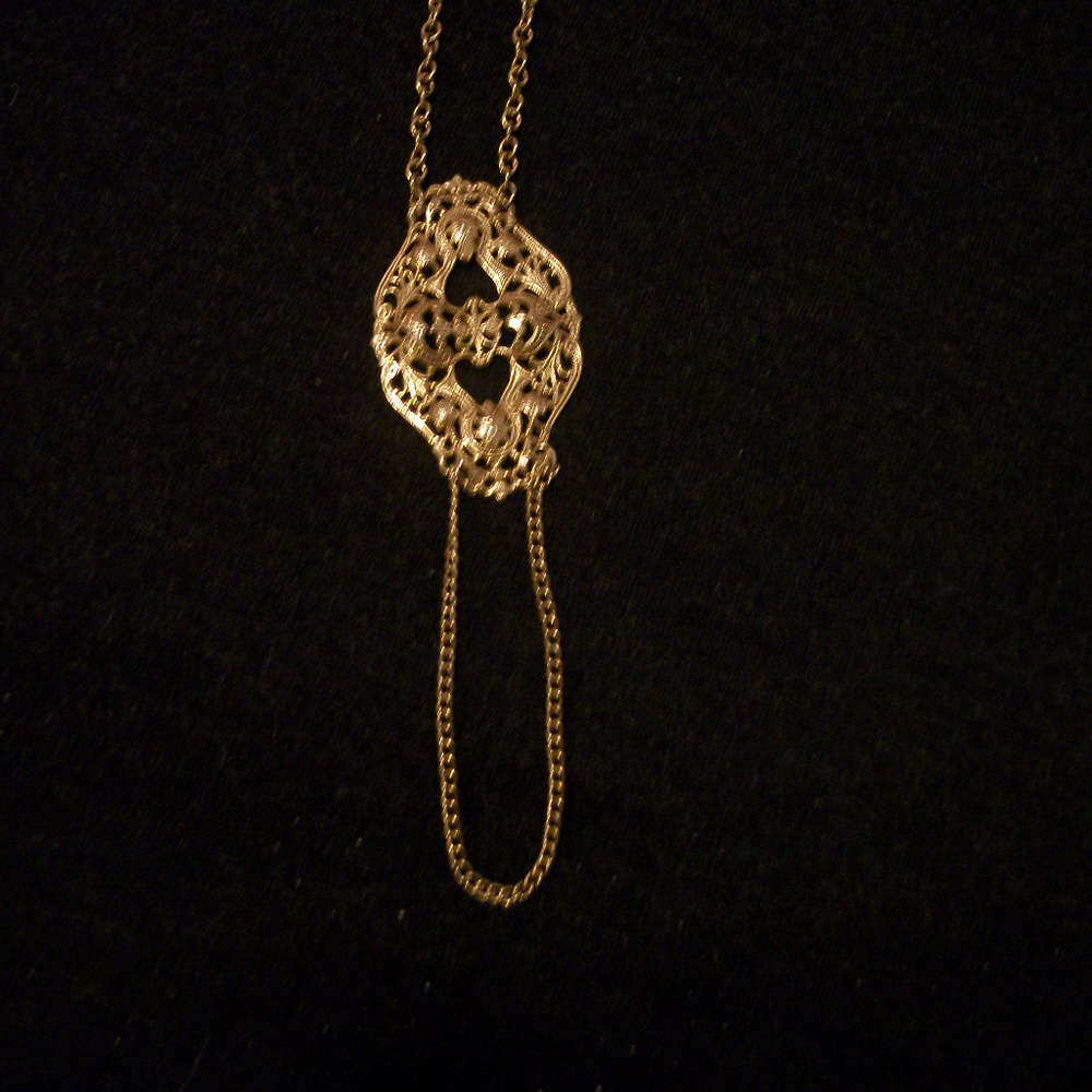 VINTAGE FRENCH STYLE FILIGREE NECKLACE